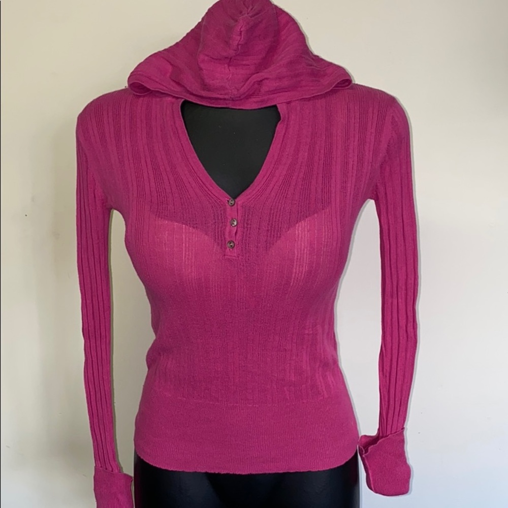 Wet Seal hooded long sleeve with hood